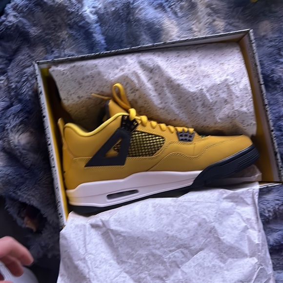 jordan 4 lighting ds neva worn only ship - Picture 2 of 4